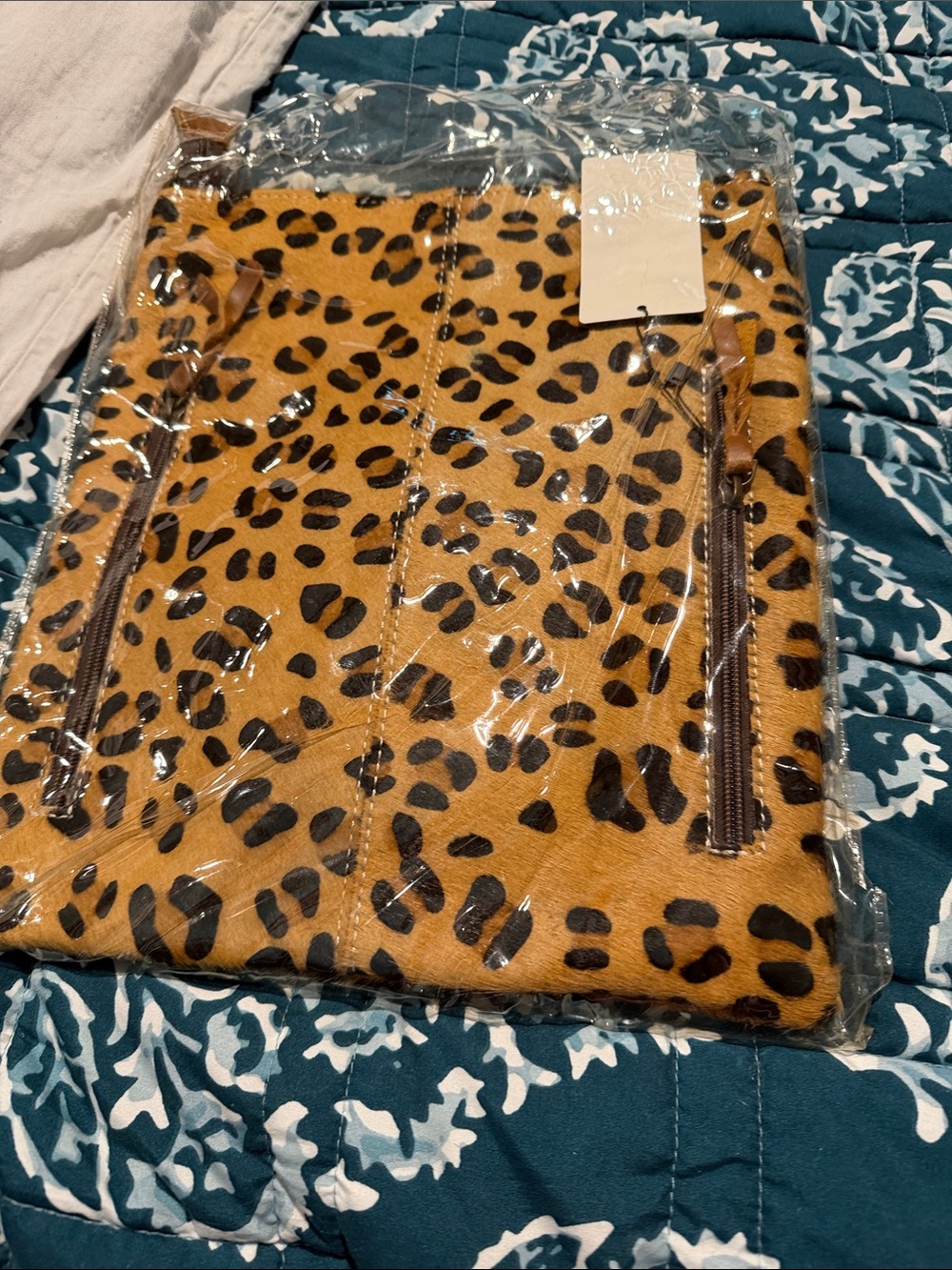 American Darling Leopard Print Fur on Crossbody Tote - Tan and Black